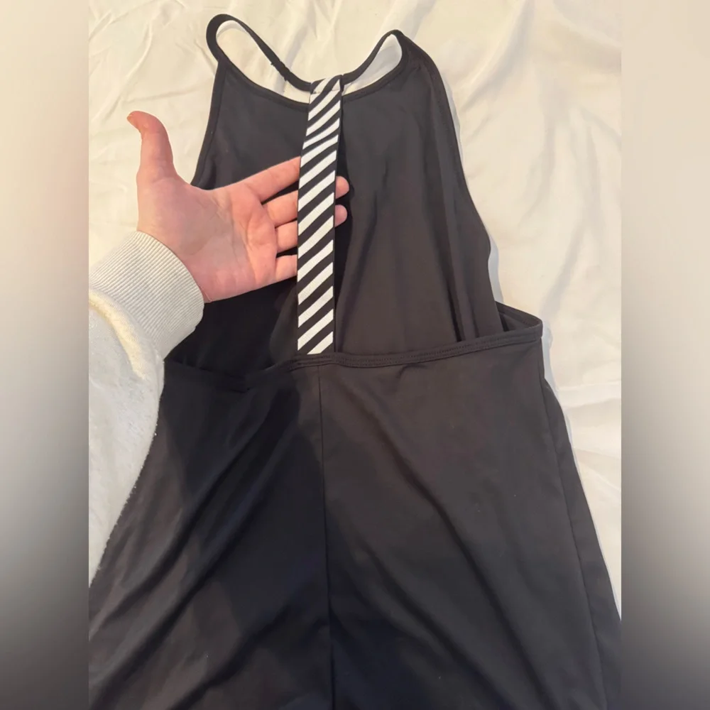 NWOT Nike Women's Black Sleeveless Tank Top